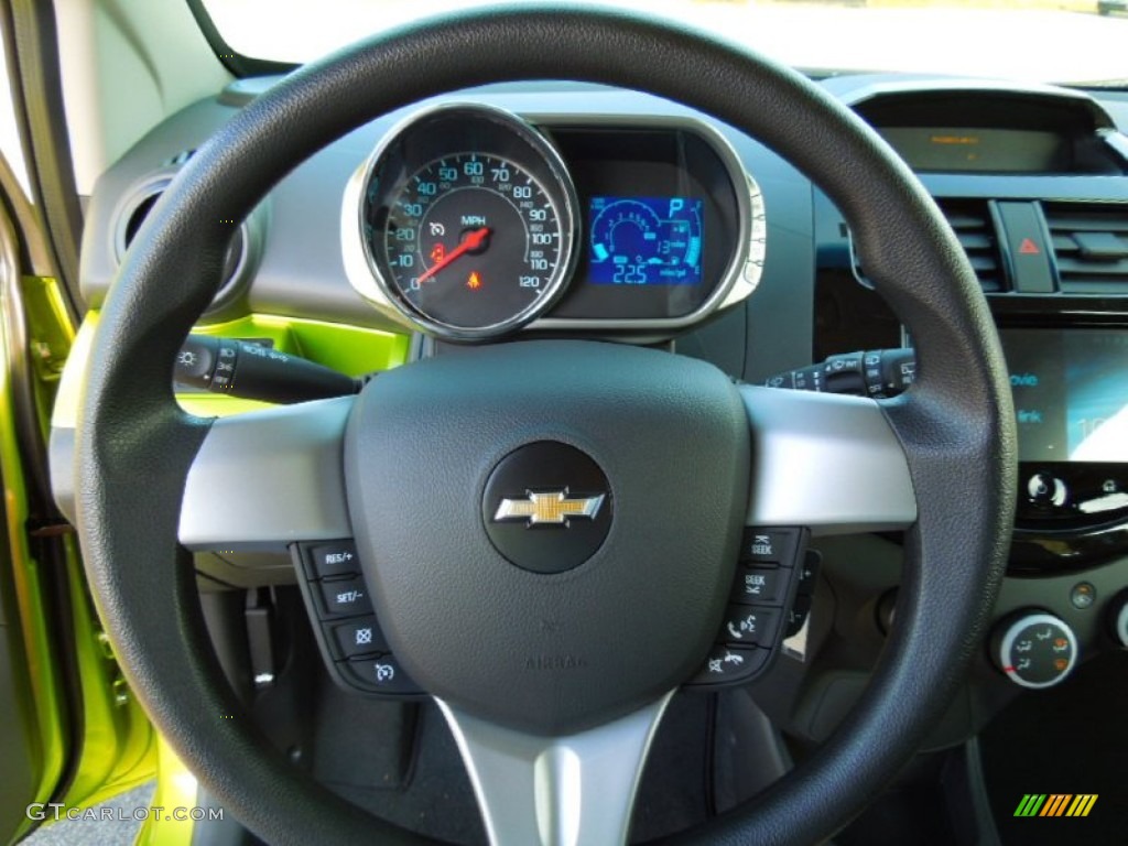 2013 Chevrolet Spark LT Green/Green Steering Wheel Photo #72394479