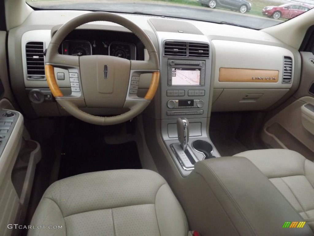 2007 Lincoln MKX Standard MKX Model Medium Camel Dashboard Photo #72395016