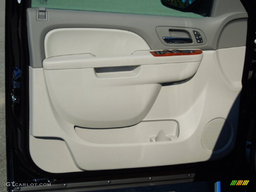 2013 Chevrolet Silverado 1500 LTZ Extended Cab 4x4 Light Titanium/Dark Titanium Door Panel Photo #72395160