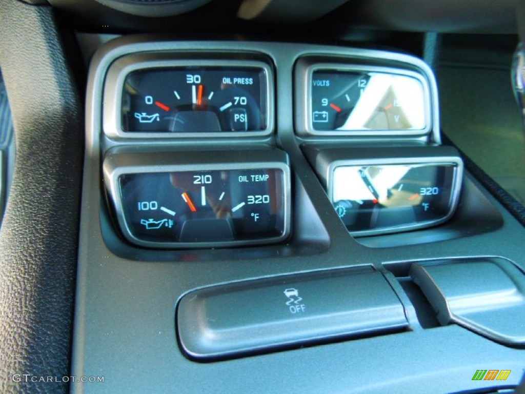 2013 Chevrolet Camaro LT/RS Convertible Gauges Photos