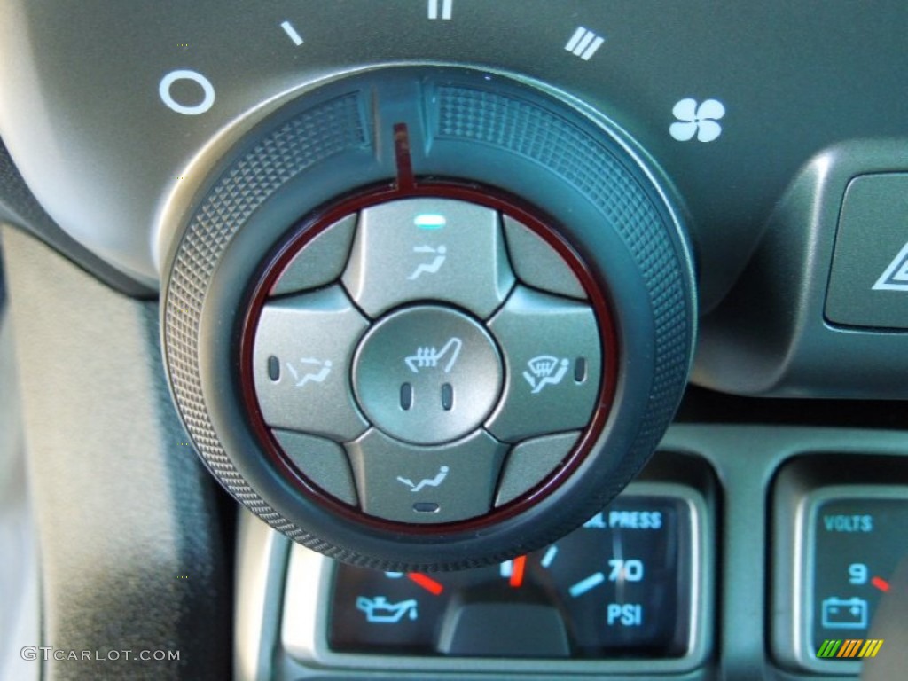 2013 Chevrolet Camaro LT/RS Convertible Controls Photo #72396063