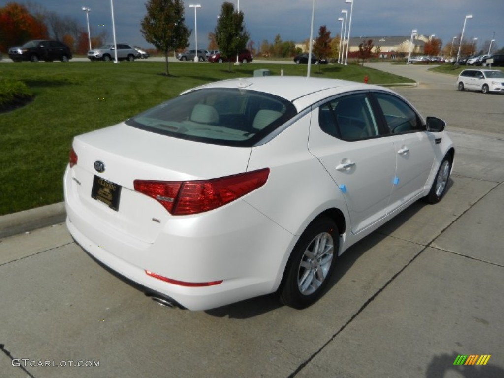 2013 Optima LX - Snow White Pearl / Gray photo #4