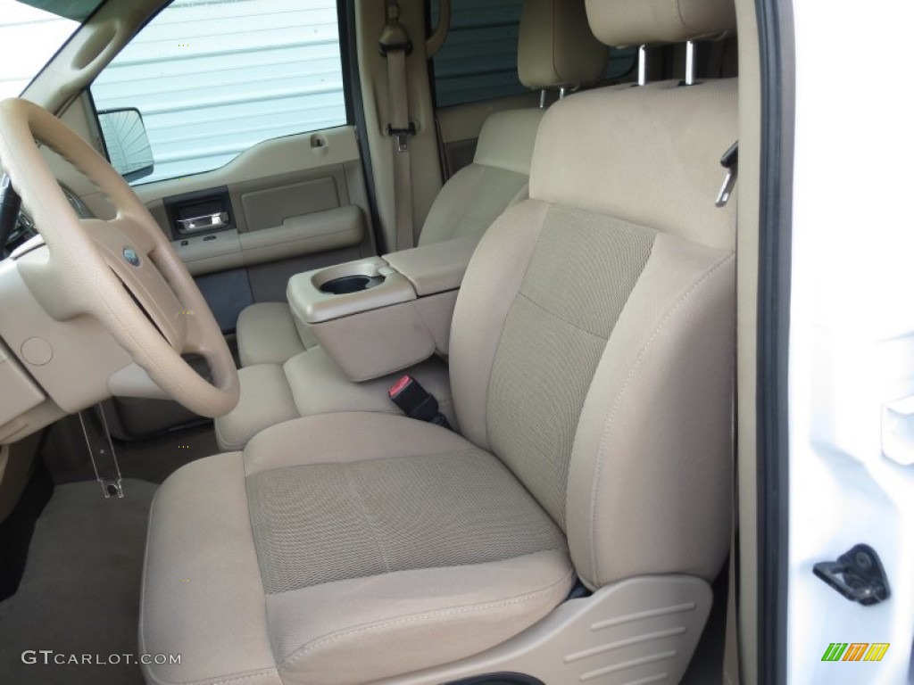 2005 F150 XLT SuperCrew - Oxford White / Tan photo #28