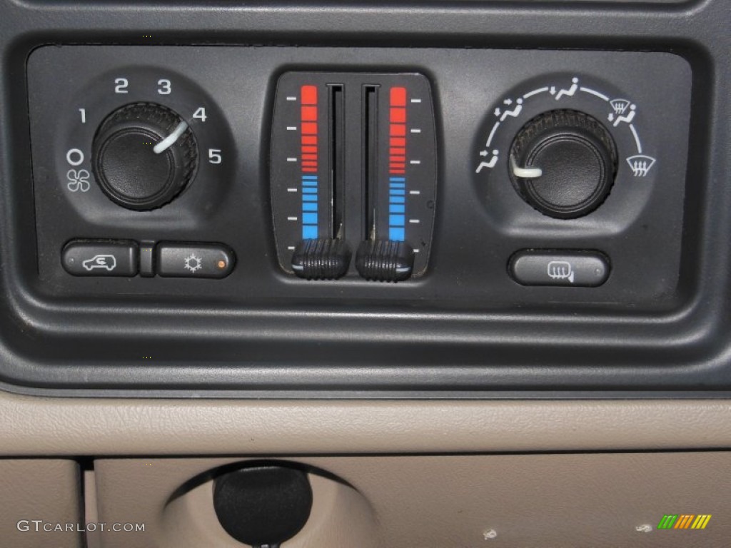 2007 Sierra 1500 Classic SL Crew Cab - Medium Green Metallic / Neutral photo #19