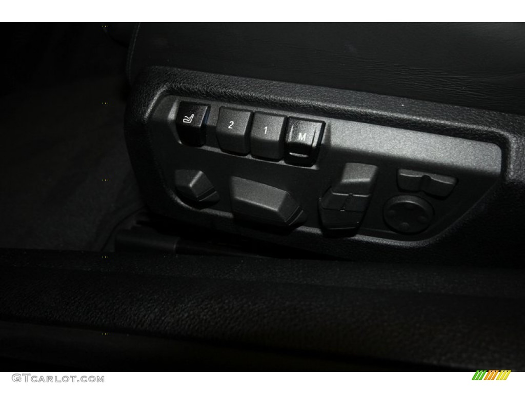 2012 M6 Convertible - San Marino Blue Metallic / Black photo #18