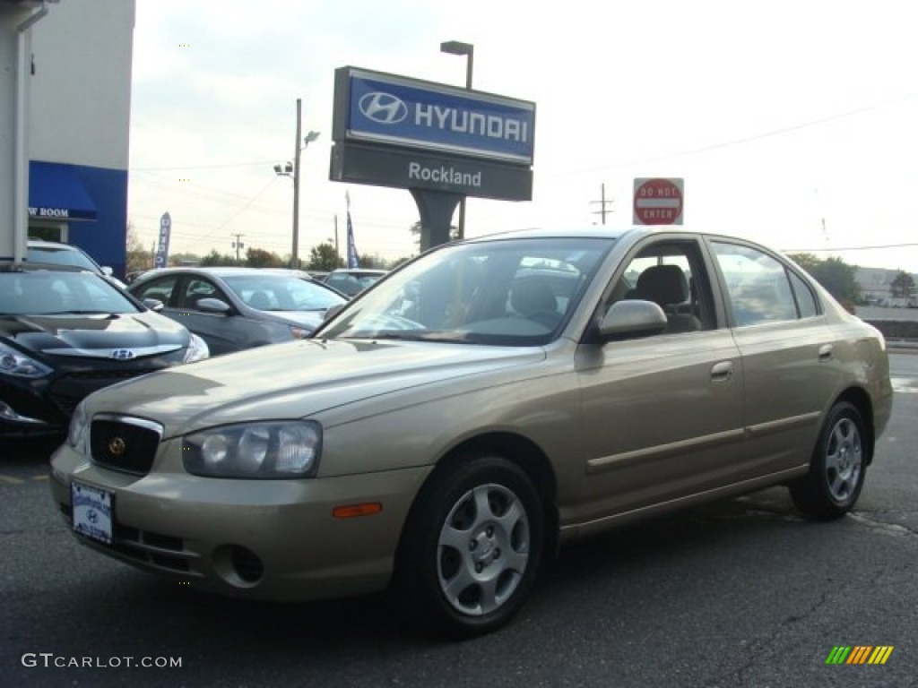 2002 Elantra GLS Sedan - Champagne Beige / Beige photo #1
