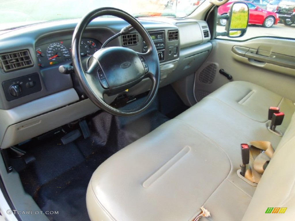 Medium Parchment Interior 2002 Ford F350 Super Duty XL Regular Cab Chassis Utility Photo #72401921