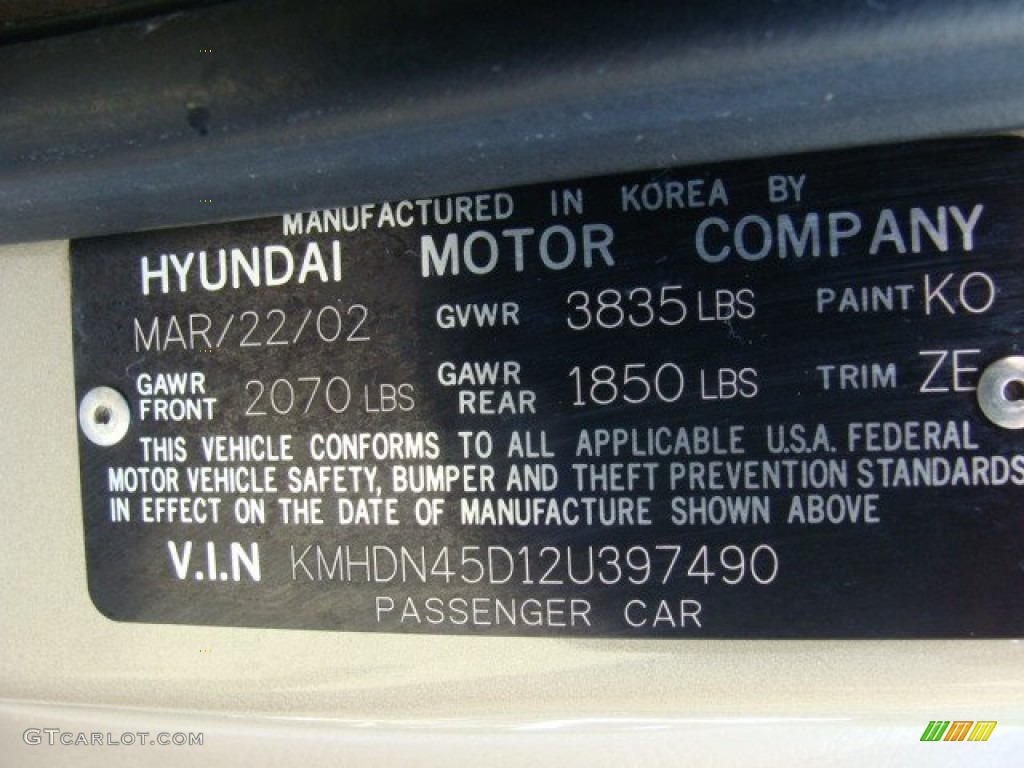 2002 Elantra GLS Sedan - Champagne Beige / Beige photo #25