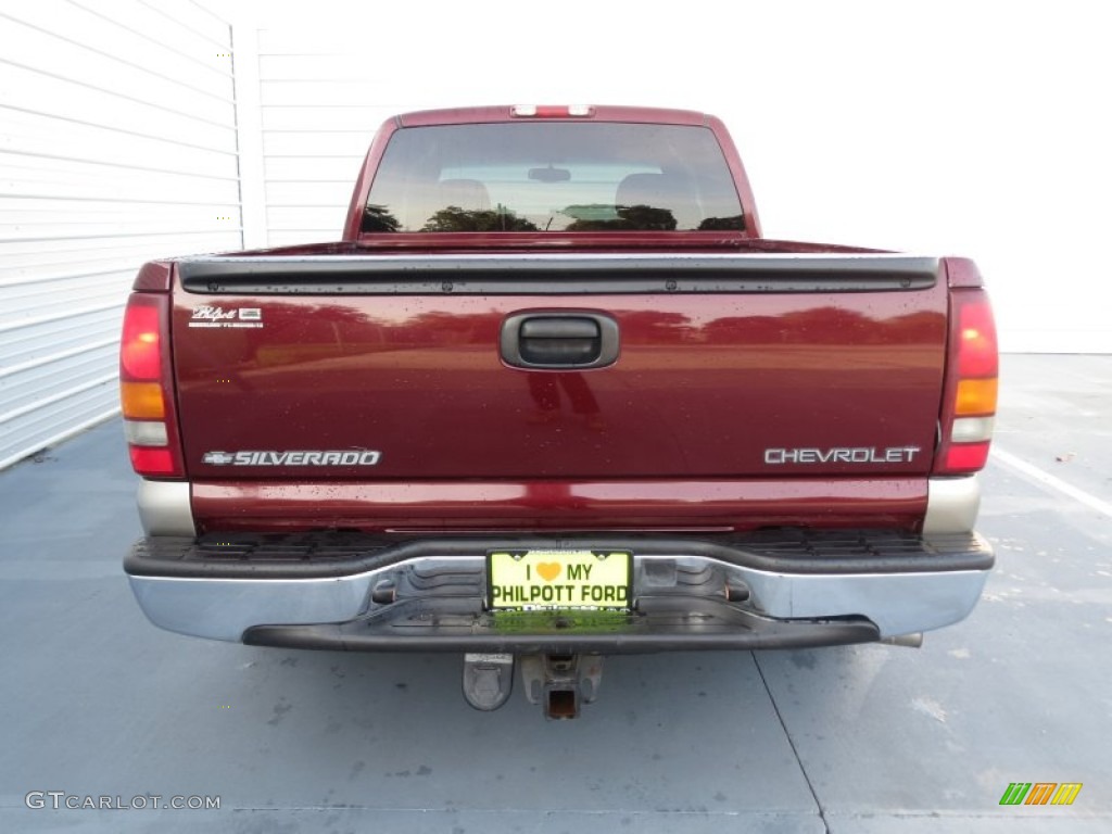 2002 Silverado 1500 LS Extended Cab - Dark Carmine Red Metallic / Graphite Gray photo #4