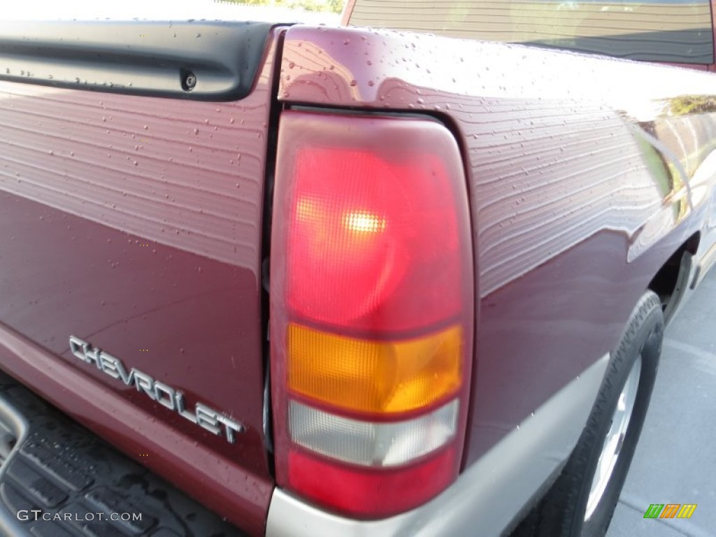 2002 Silverado 1500 LS Extended Cab - Dark Carmine Red Metallic / Graphite Gray photo #16