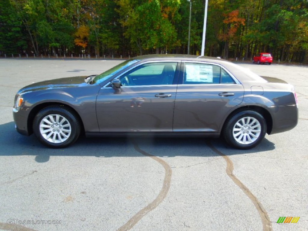 Granite Crystal Metallic 2013 Chrysler 300 Standard 300 Model Exterior Photo #72405543