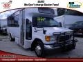 Oxford White - E Series Van E450 Super Duty Passenger Bus Photo No. 1