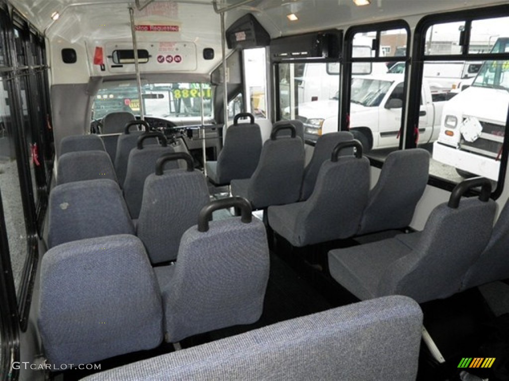 2007 E Series Van E450 Super Duty Passenger Bus - Oxford White / Medium Flint Grey photo #25