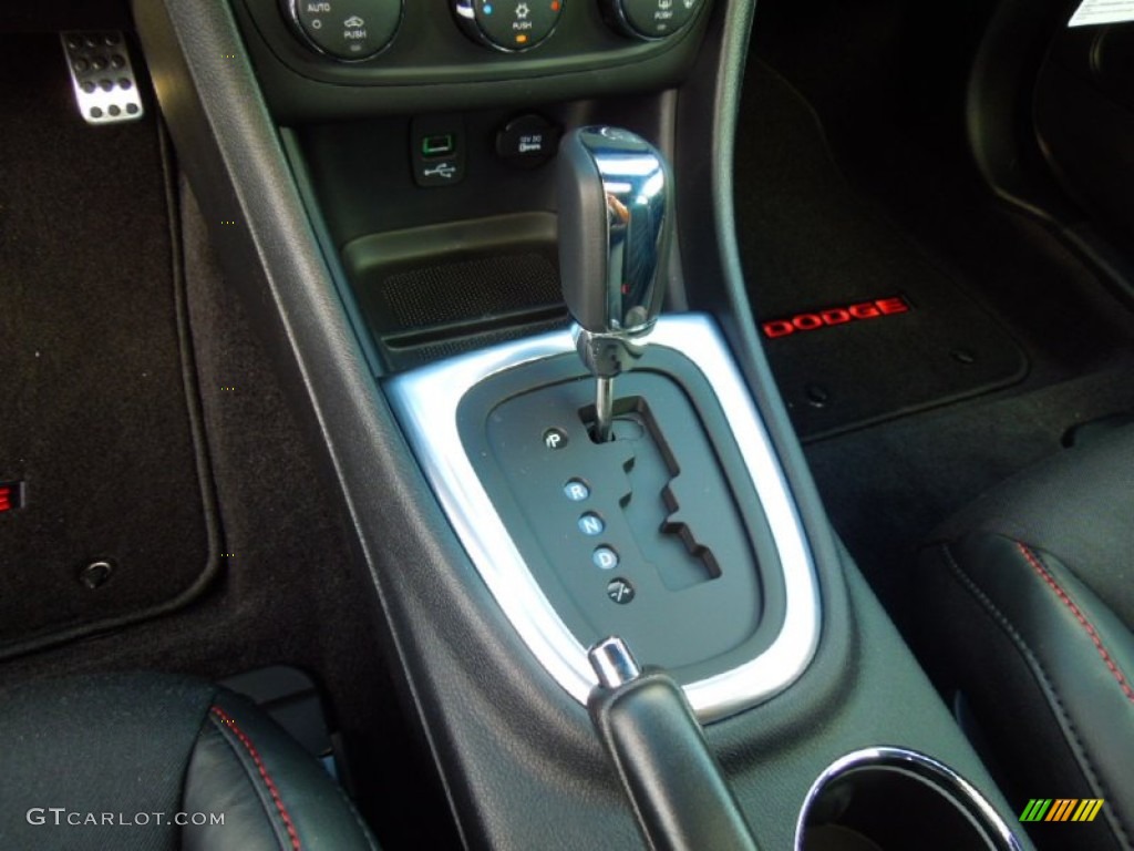 2013 Dodge Avenger R/T Transmission Photos