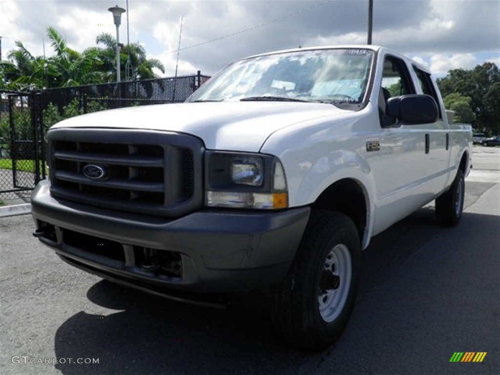 2003 F250 Super Duty XL Crew Cab 4x4 - Oxford White / Medium Flint Grey photo #6