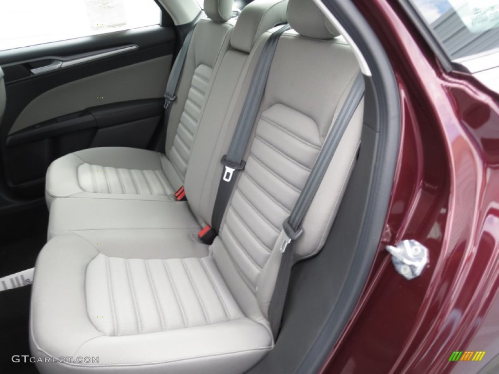 2013 Ford Fusion S Rear Seat Photo #72409604