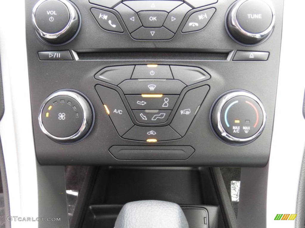 2013 Ford Fusion S Controls Photo #72409787