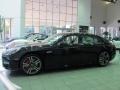 Black - Panamera Turbo Photo No. 2