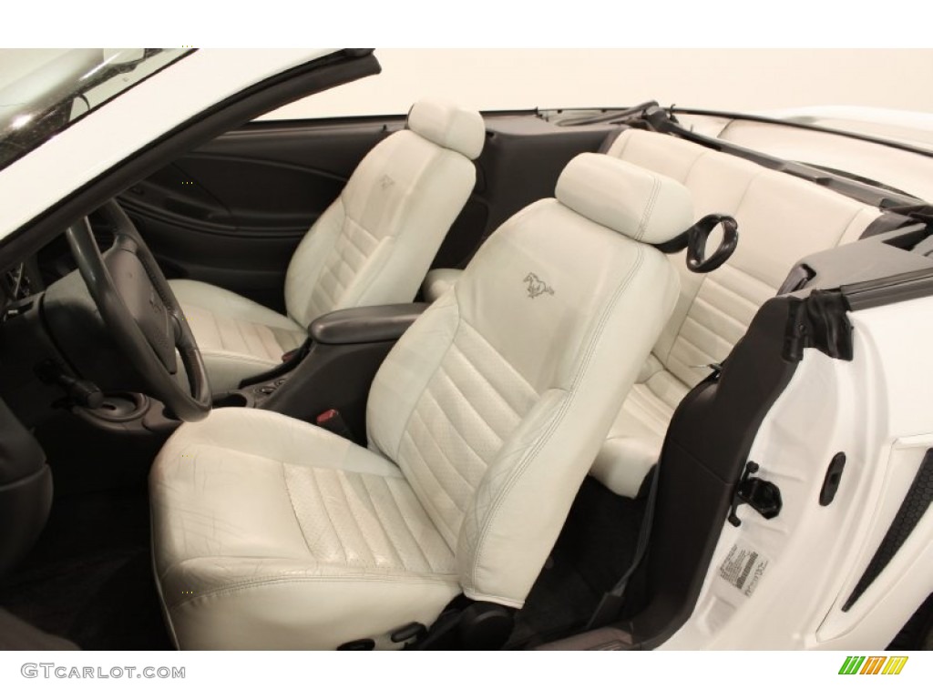 Oxford White Interior 2000 Ford Mustang GT Convertible Photo #72410528