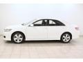 Super White - Camry SE Photo No. 4