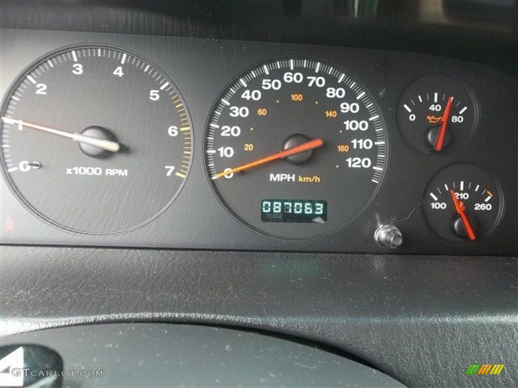 2000 Grand Cherokee Laredo - Champagne Pearlcoat / Camel photo #22