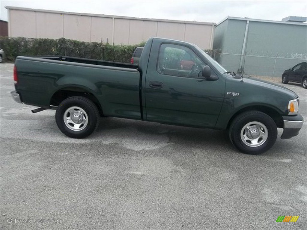 Dark Highland Green Metallic 2002 Ford F150 XL Regular Cab Exterior Photo #72414614