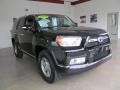 Black - 4Runner SR5 4x4 Photo No. 6