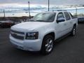Summit White - Avalanche LTZ 4x4 Photo No. 3