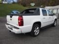 Summit White - Avalanche LTZ 4x4 Photo No. 7