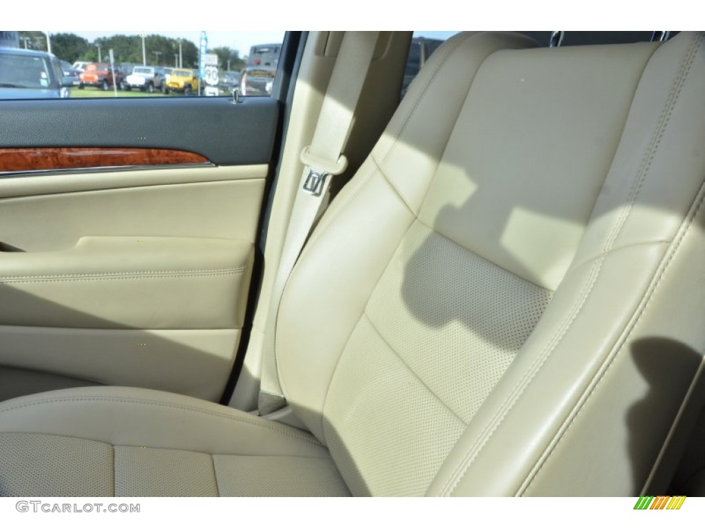 2011 Grand Cherokee Limited - Stone White / Black/Light Frost Beige photo #29