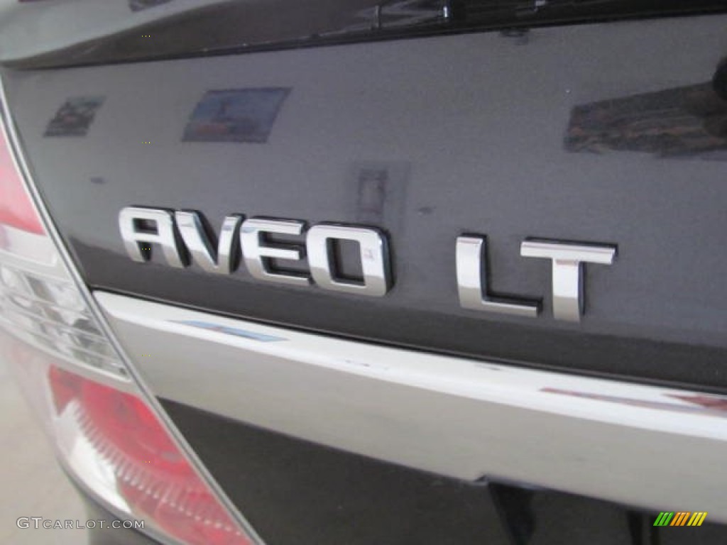 2011 Aveo LT Sedan - Black Granite Metallic / Charcoal photo #9