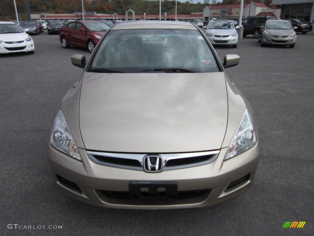 2006 Accord LX Sedan - Desert Mist Metallic / Ivory photo #2
