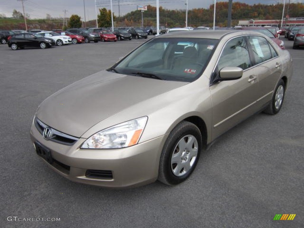 2006 Accord LX Sedan - Desert Mist Metallic / Ivory photo #3