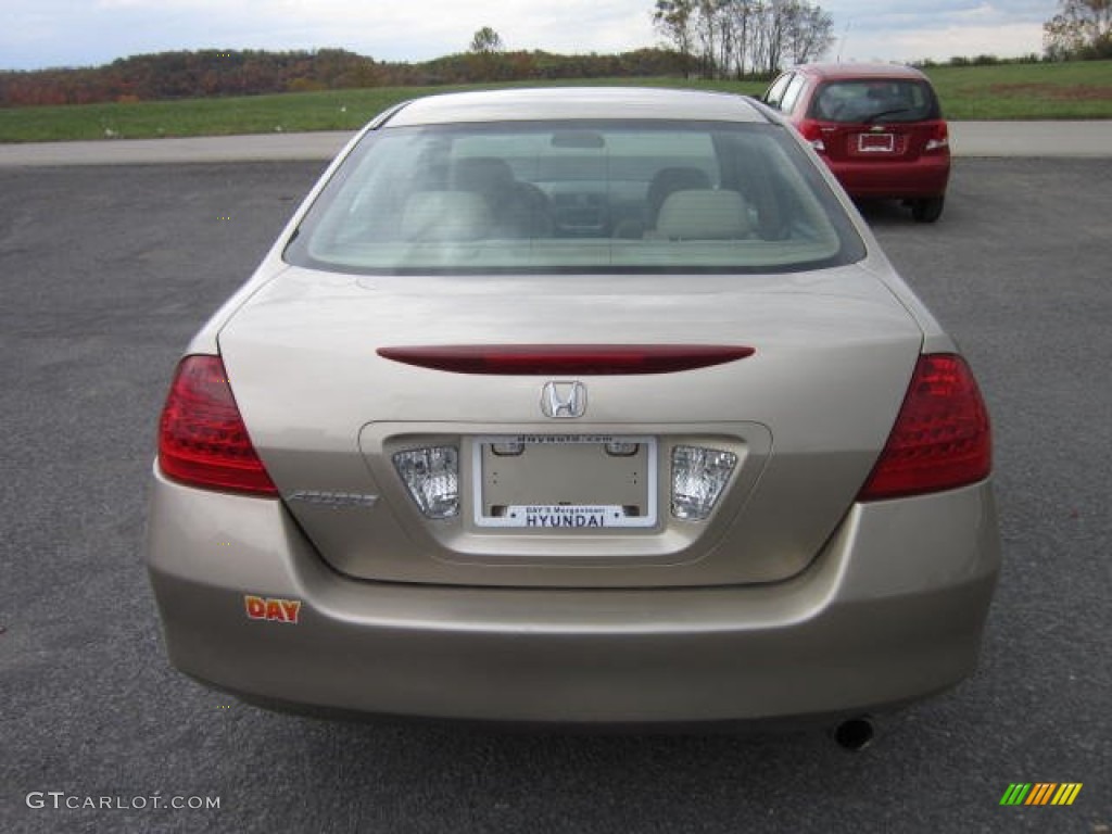 2006 Accord LX Sedan - Desert Mist Metallic / Ivory photo #6