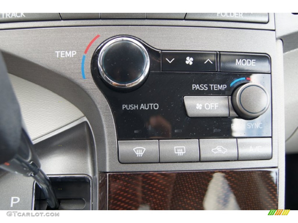2009 Toyota Venza V6 Controls Photo #72420122