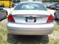 2006 Silver Frost Metallic Ford Taurus SE  photo #2