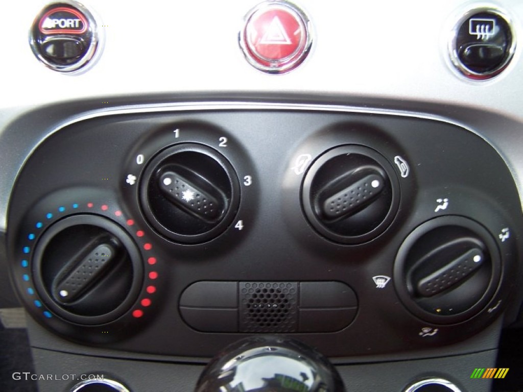 2012 Fiat 500 Pop Controls Photo #72422477