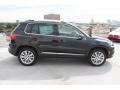 Deep Black Metallic - Tiguan SE Photo No. 9