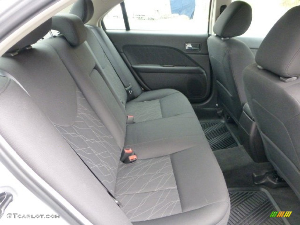 Dark Charcoal Interior 2011 Mercury Milan I4 Photo #72425162