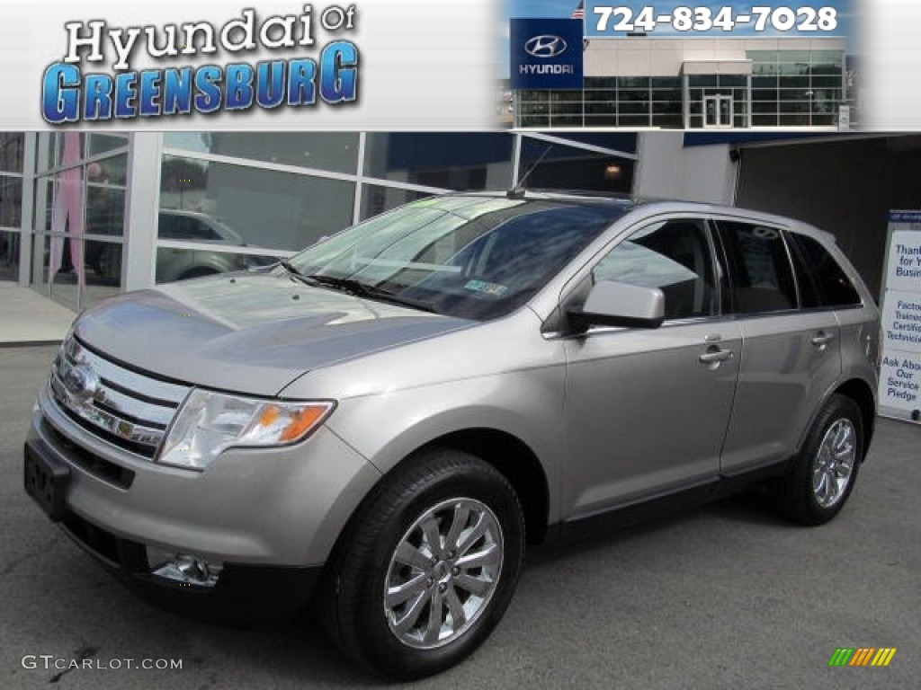 Vapor Silver Metallic Ford Edge