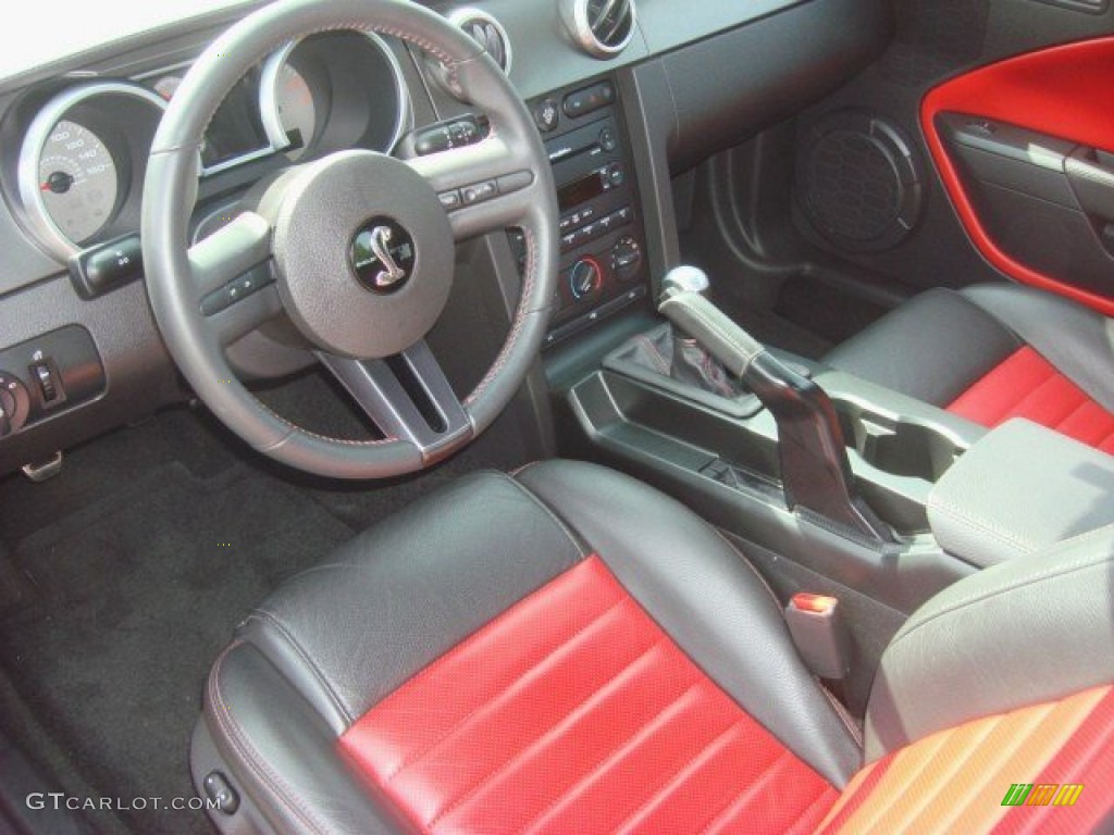 Black/Red Interior 2007 Ford Mustang Shelby GT500 Coupe Photo #72426471