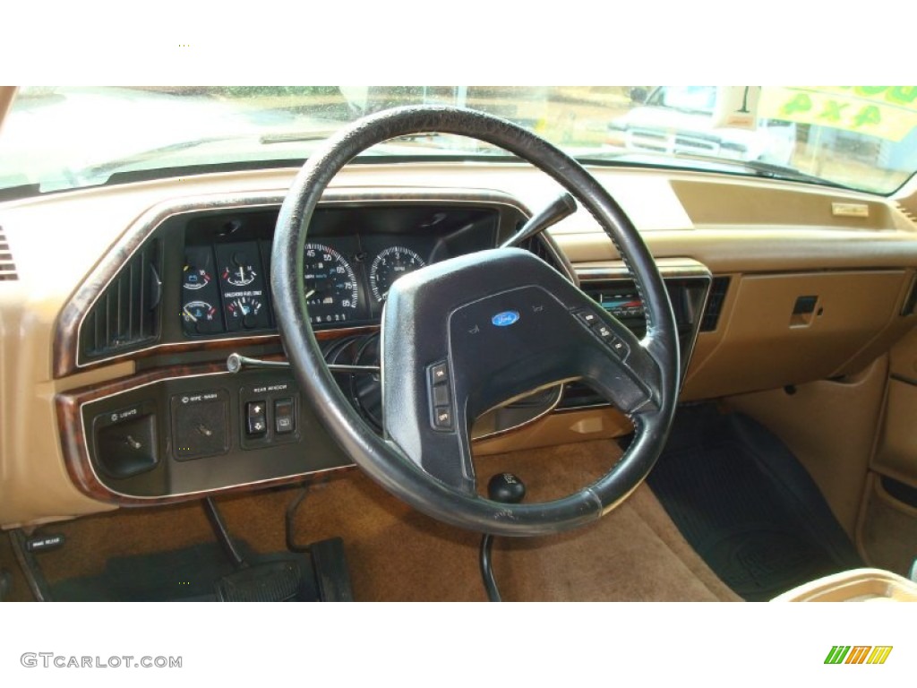 1990 Ford Bronco Eddie Bauer 4x4 Chestnut Steering Wheel Photo #72428045
