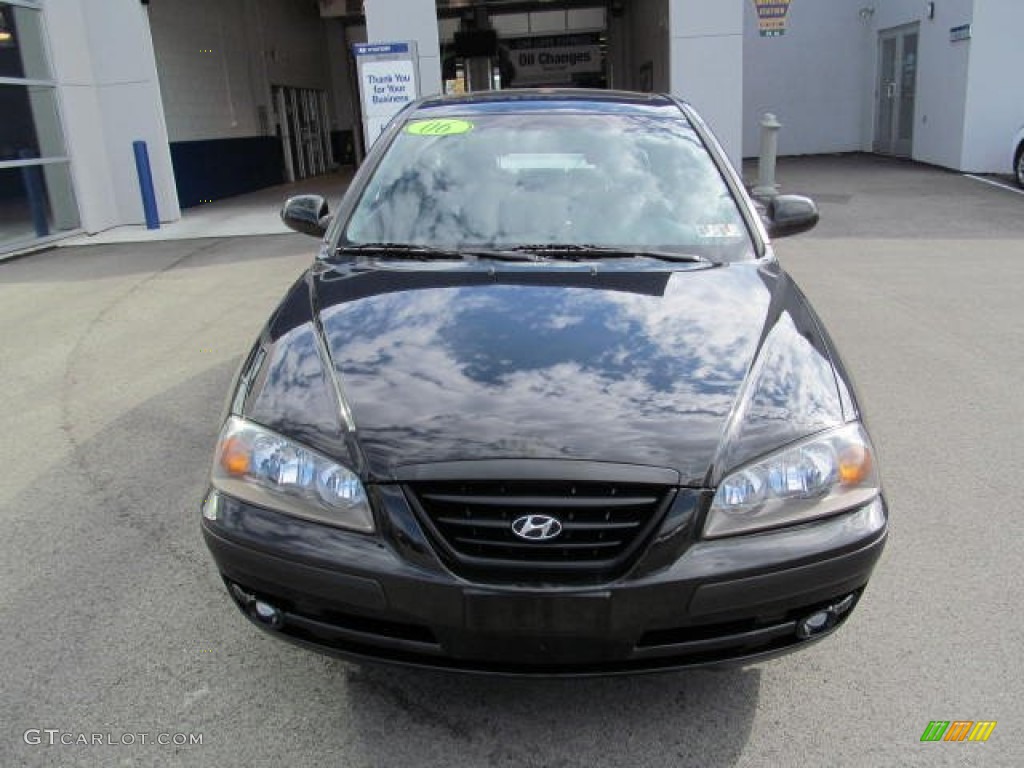 2006 Elantra GT Hatchback - Ebony Black / Gray photo #5