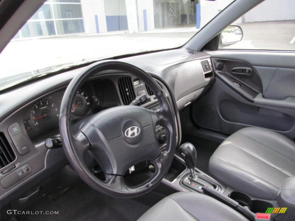 2006 Elantra GT Hatchback - Ebony Black / Gray photo #14