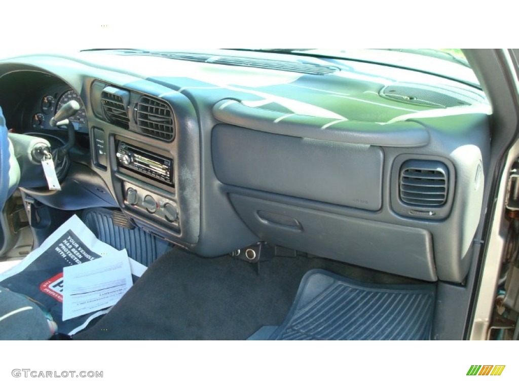 1998 S10 LS Regular Cab - Pewter Metallic / Graphite photo #16