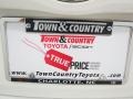 Super White - Camry LE Photo No. 31