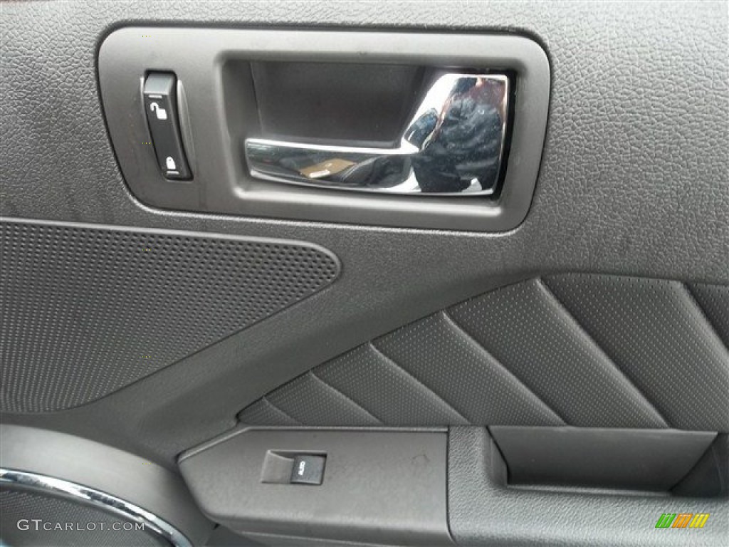 2013 Mustang GT Premium Coupe - Ingot Silver Metallic / Charcoal Black photo #32