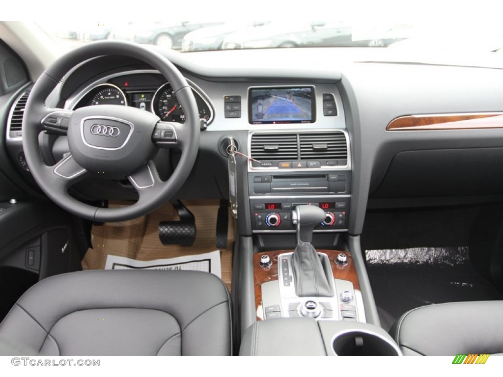 2013 Audi Q7 3.0 TFSI quattro Black Dashboard Photo #72432836