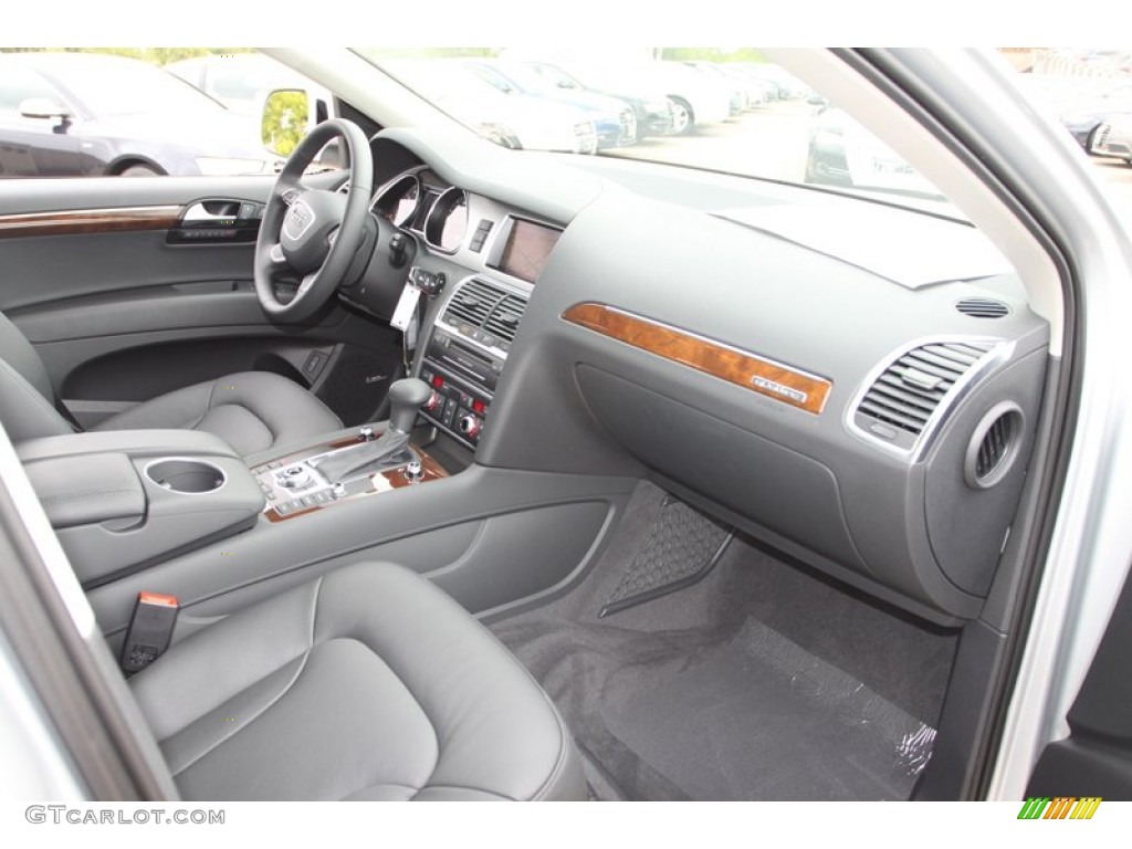 2013 Audi Q7 3.0 TFSI quattro Black Dashboard Photo #72433109