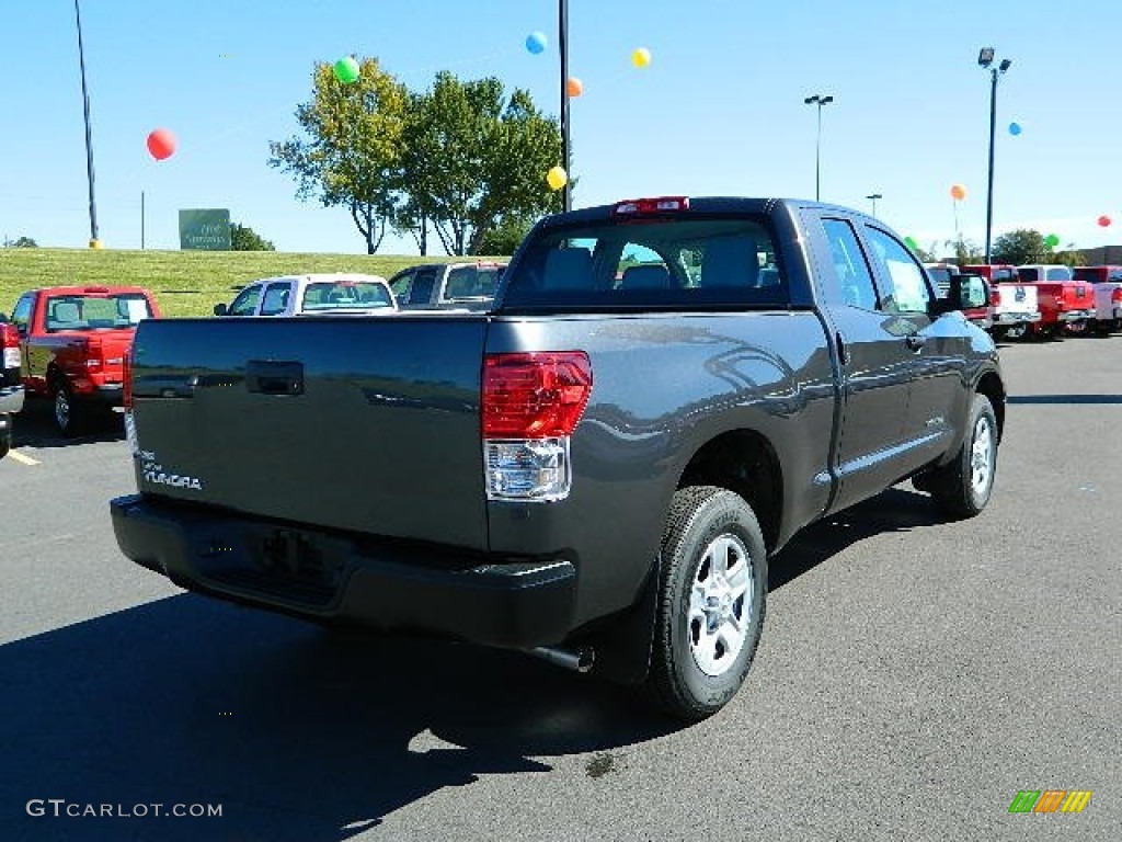 2013 Tundra Double Cab - Magnetic Gray Metallic / Graphite photo #3